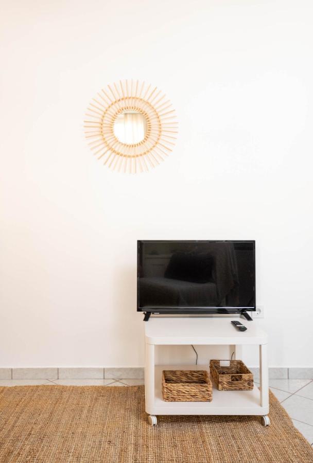 Pure Naxos - Central Complete Apartment Naxos City 외부 사진